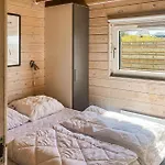 Front In With Sauna