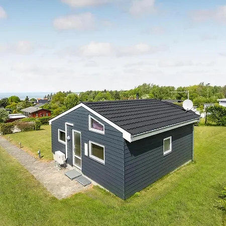 Feriehus Front In With Sauna