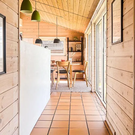 Front In With Sauna Knebel
