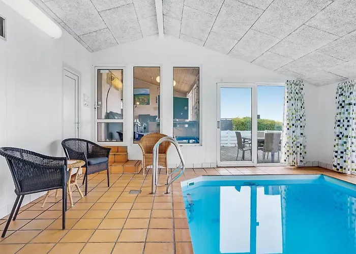 度假居 Lovely In Knebel With Sauna 克内贝尔