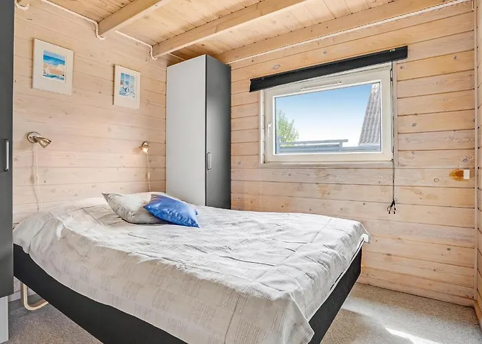 度假居 Lovely In Knebel With Sauna